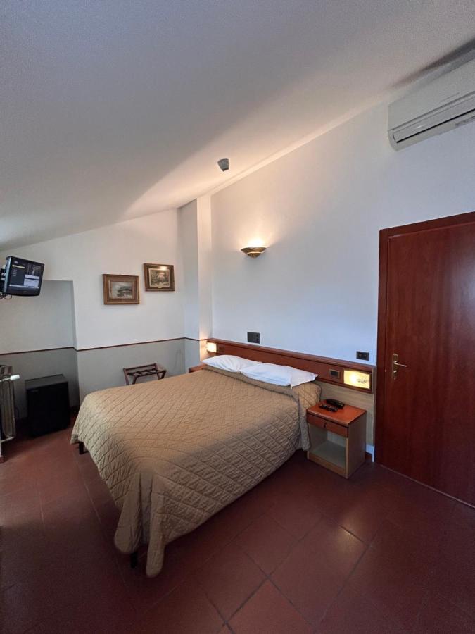 Hotel Aspromonte Milaan Buitenkant foto