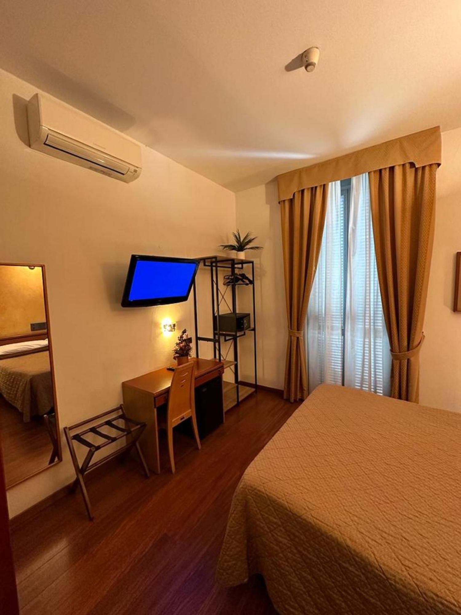 Hotel Aspromonte Milaan Buitenkant foto